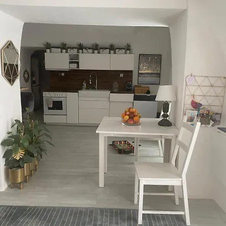 Apartman Fabrik Hainburg an der Donau Exterior foto